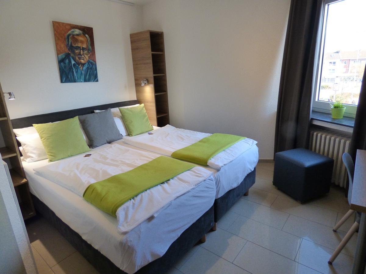 Hotel Art Inn Dinslaken Kültér fotó