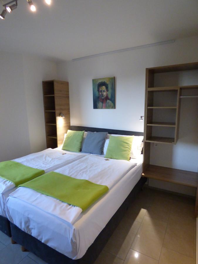 Hotel Art Inn Dinslaken Kültér fotó